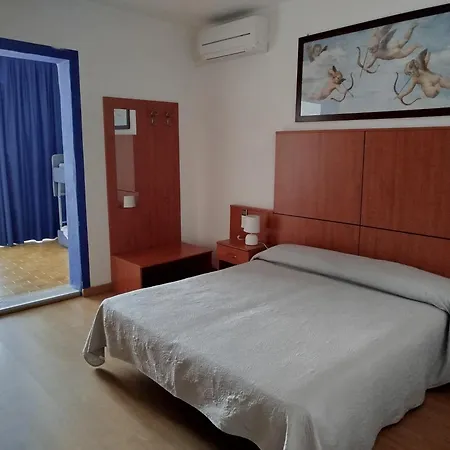 Otel Silva Frontemare 2*