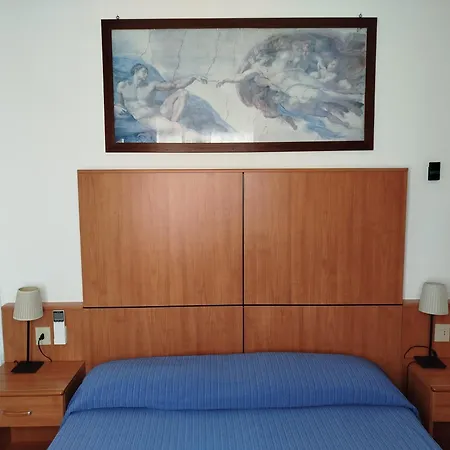 Otel Silva Frontemare 2*