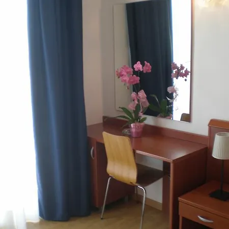 Silva Frontemare Otel 2*