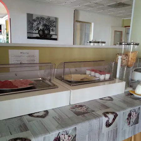Otel Silva Frontemare 2*
